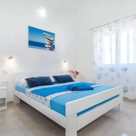 Ana - One Bedroom A2 Appartement